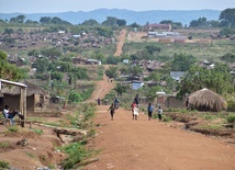 Panorama strefy Swinga w obozie Bidibidi