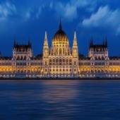 Prezydent Węgier Janos Ader podpisał ustawę antypedofilską