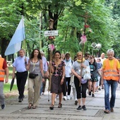 Pielgrzymi mają do pokonania niemal 120 km.