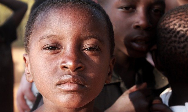 W Mozambiku islamiści porywają dzieci i używają ich jako żywych tarcz