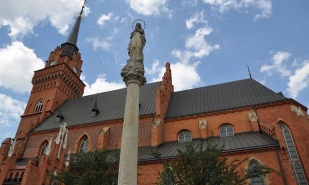 Tarnowska bazylika katedralna.