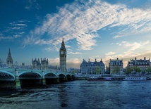 W. Brytania: Siedem państw dodano na zieloną listę podróżną