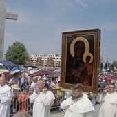 Beatyfikacja kard. Wyszyńskiego i m. Czackiej w obecności jasnogórskiej ikony