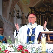 Mszy św. odpustowej przewodniczył metropolita warmiński.