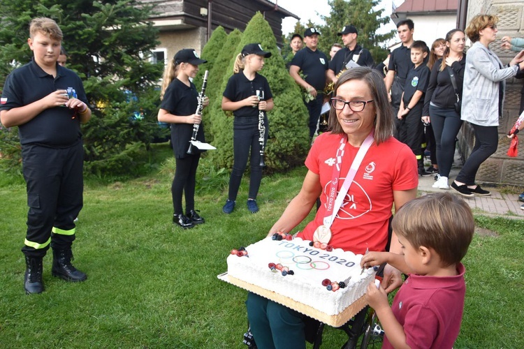 Powitanie Renaty Kałuży, brązowej medalistki z Tokio