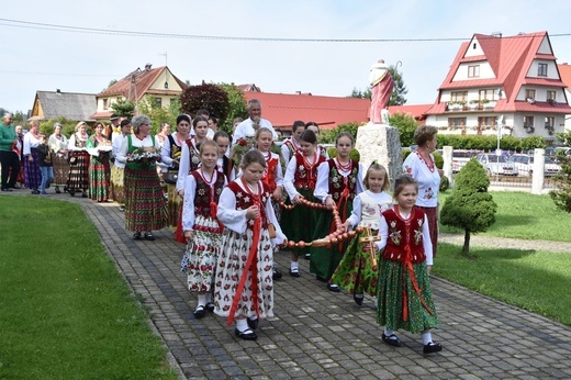 Parafialne dożynki w Miętustwie 