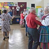 Po miesiącach obostrzeń można było zatańczyć oberka lub polkę.