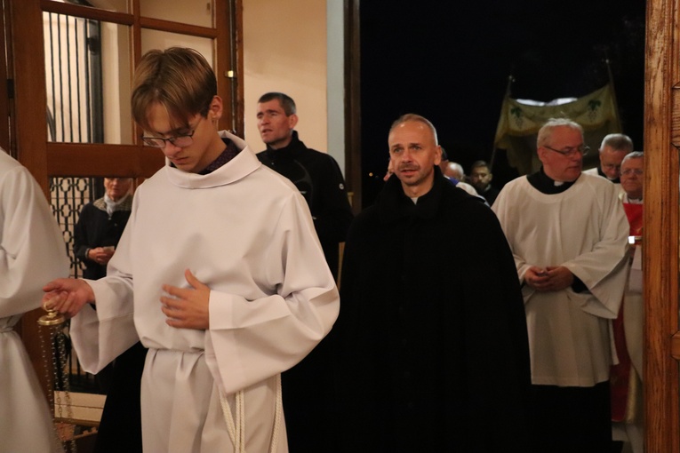 Boczki Chełmońskie. Odpust parafialny z udziałem chóru wspólnoty Dom Nadziei z Żułowa