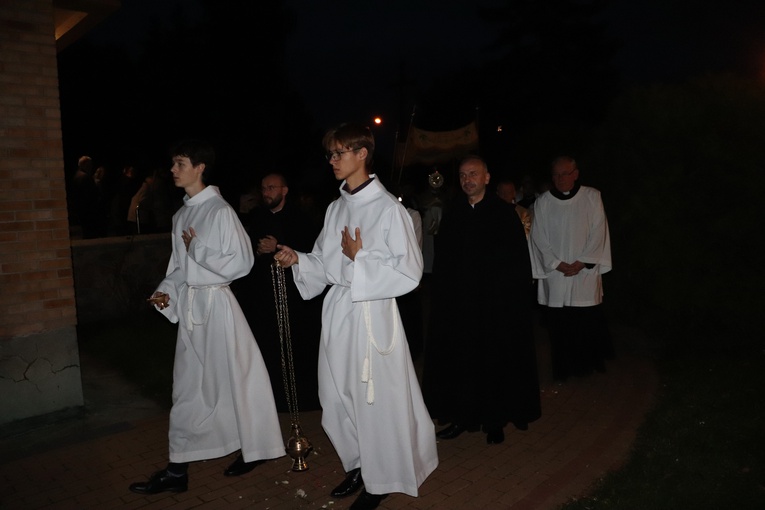 Boczki Chełmońskie. Odpust parafialny z udziałem chóru wspólnoty Dom Nadziei z Żułowa