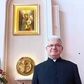 Ks. Marek Warchoł kustoszem sanktuarium i proboszczem parafii jest od dwóch lat. 