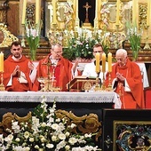	Mszy św. w intencji rychłego wyniesienia na ołtarze przewodniczył abp Tadeusz Wojda.