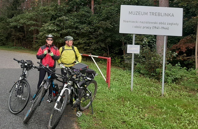 Podczas ostatniej wyprawy na trasie rowerzystów było muzeum w Treblince.