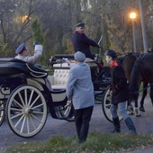 Zamach na Siemiona von Płotto, pułkownika żandarmerii carskiej, był pierwszą rekonstrukcją wieczornej wędrówki po Radomiu.