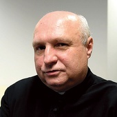 Kapłan jest profesorem Uniwersytetu Szczecińskiego, kierownikiem projektu i asystentem kościelnym Katolickiego Stowarzyszenia „Civitas Christiana” w naszej diecezji.
