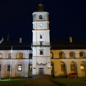 W 2017 roku klasztor cystersów w Wąchocku, decyzją prezydenta RP, otrzymał tytuł Pomnika Historii.