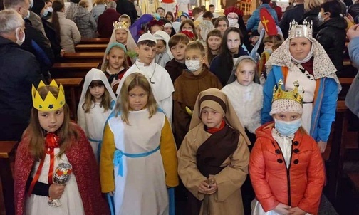 Korowód Świętych po raz pierwszy w Leśnej.