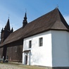 ▲	Kościół pw. św. Jana Chrzciciela jest swego rodzaju dokumentem narodowej kultury tego regionu. Stanowi też jedyną zachowaną tam drewnianą świątynię, ilustrującą przenikanie się wpływów polsko-węgierskich.