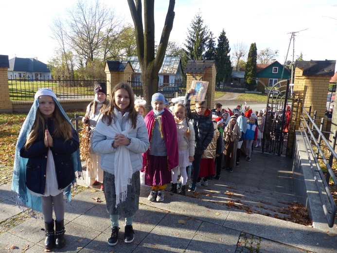 Marsz świętych w Borowej k. Mielca