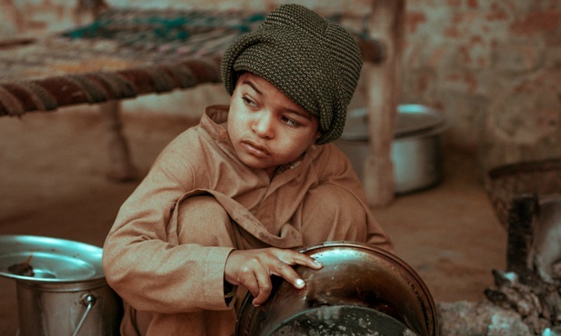 Światowy Dzień Ubogich: Z powodu Covid-19 rośnie globalne ubóstwo i pogłębiają się nierówności