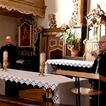 Diecezjalne rekolekcje zaczęły się od księży