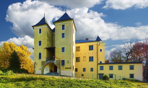 15.11.2021 | O zamku w Grodźcu Śląskim, który zmienia się w ramach projektu unijnego