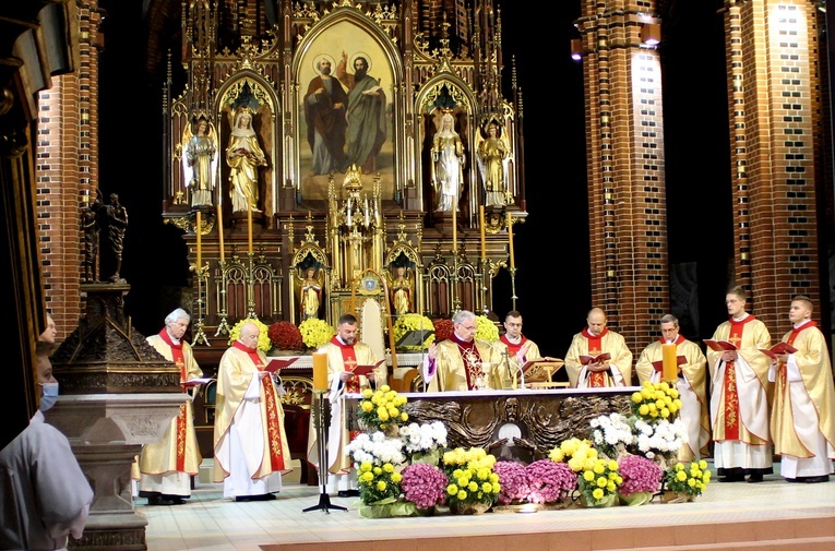 25 lat kształcenia muzyków kościelnych 