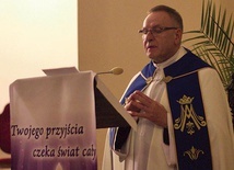 ▲	Liturgii przewodniczył ks. prał. Krzysztof Szarowicz. 