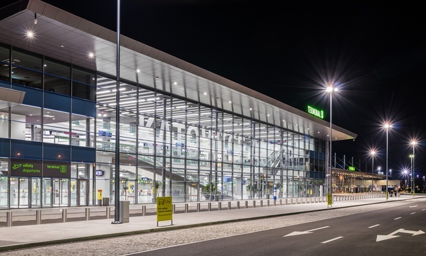 Katowice Airport nadal na plusie. Nowe europejskie obostrzenia odbiją się na liczbie obsłużonych pasażerów