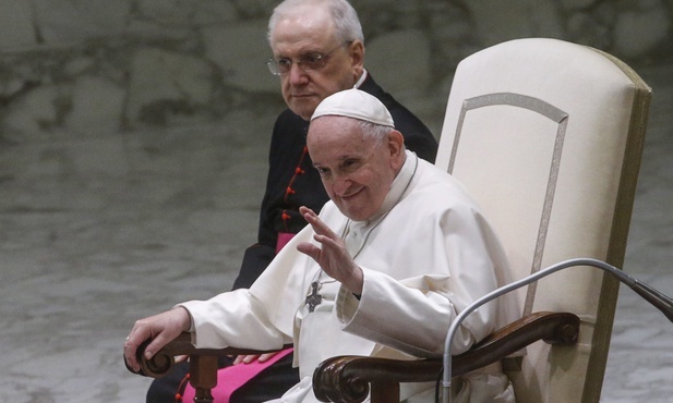 Papież przestrzega przed podrabianym, handlowym Bożym Narodzeniem