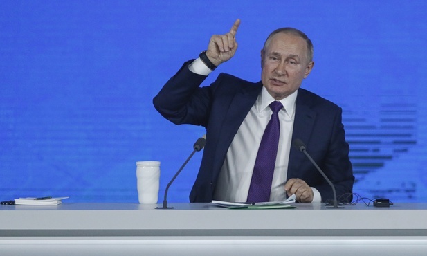 Putin: Rosja może różnie odpowiedzieć, jeśli NATO odmówi udzielenia jej gwarancji