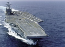 Pentagon zatrzymuje na Morzu Śródziemnym lotniskowiec USS Harry S. Truman