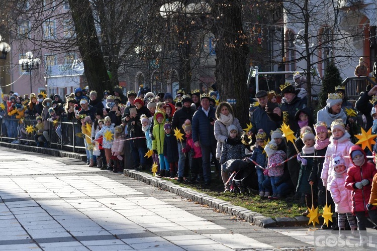 Uliczne jasełka w Winnym Grodzie