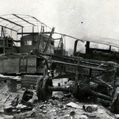 Niemieckie pojazdy rozbite w wyniku ofensywy wzdłuż linii Przysucha-Opoczno.