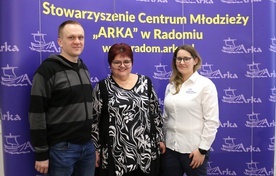 Do zgłaszania kandydatów zachęcają (od lewej) ks. Krzysztof Bochniak, Ewa Kamińska i Agnieszka Banasik.