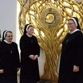 Siostry (od lewej): Dobromiła Urynowicz, Ewelina Bubała i Janina Mateusiak podkreślają, że to miejsce jest dla nich wielkim darem.