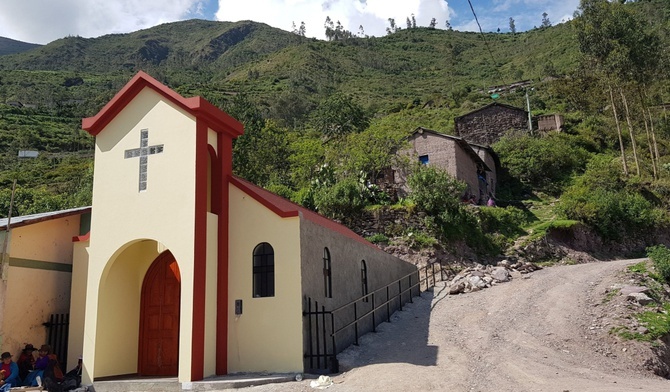 Na misji ks. Dariusza Flaka w Andach zakończyła się budowa kolejnego kościoła