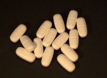 Nadużywanie paracetamolu u osób z nadciśnieniem może grozić zawałem lub udarem mózgu