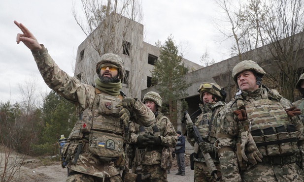 Ukraina: dwóch żołnierzy zginęło, czterech rannych w Donbasie