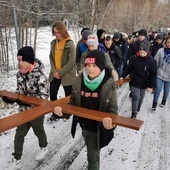 Droga Krzyżowa młodych na Madyniankę