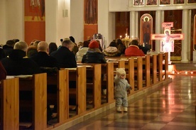 Modlitwa ze śpiewami Taizé w greckokatolickiej katedrze w Gdańsku