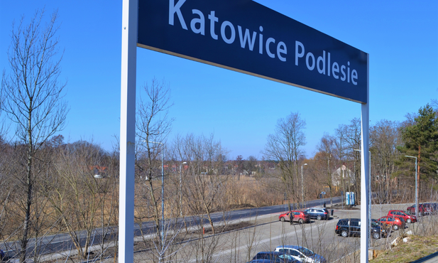 Katowice. Parking przy dworcu kolejowym w Podlesiu gotowy