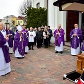 Eksportacji przewodniczył bp Edward Frankowski.