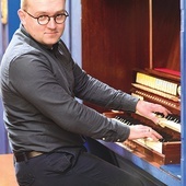 Konferencję poprzedził koncert organowy w wykonaniu Adama Kowalskiego.