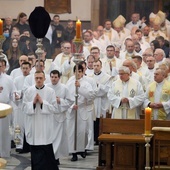 Abp Skworc na Mszy św. Krzyżma w Katowicach: Wszyscy jesteśmy braćmi!