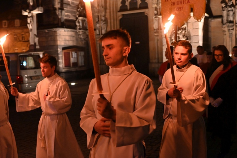 Wigilia Paschalna w świdnickiej katedrze