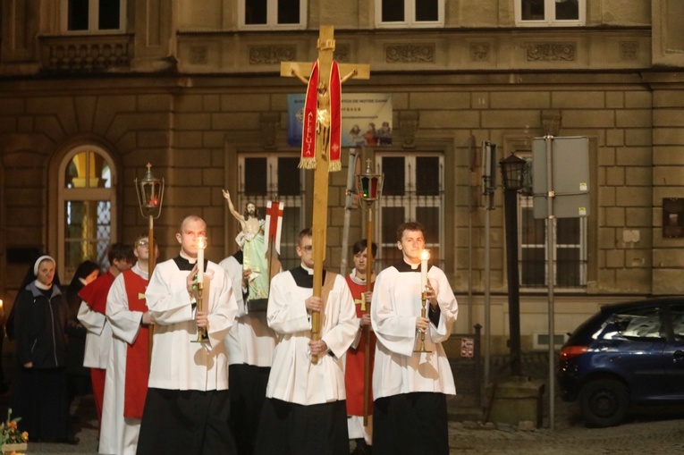 Liturgia Wigilii Paschalnej w katedrze św. Mikołaja w Bielsku-Białej - 2022