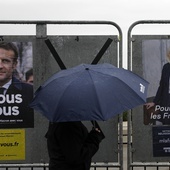 Francja: Rozpoczęła się II tura wyborów prezydenckich, w której zmierzą się Macron i Le Pen