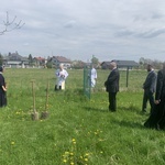 Żabno. Poświęcenie placu budowy nowego domu sióstr służebniczek