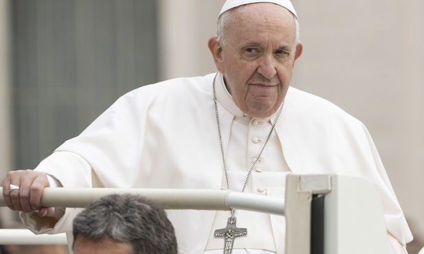 Papież: Wojna na Ukrainie zagraża całemu światu