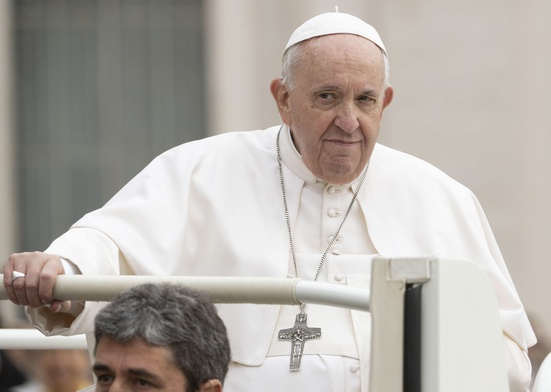 Papież: Wojna na Ukrainie zagraża całemu światu